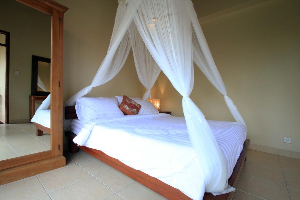 Tanggal Merah Guest House Ubud Esterno foto