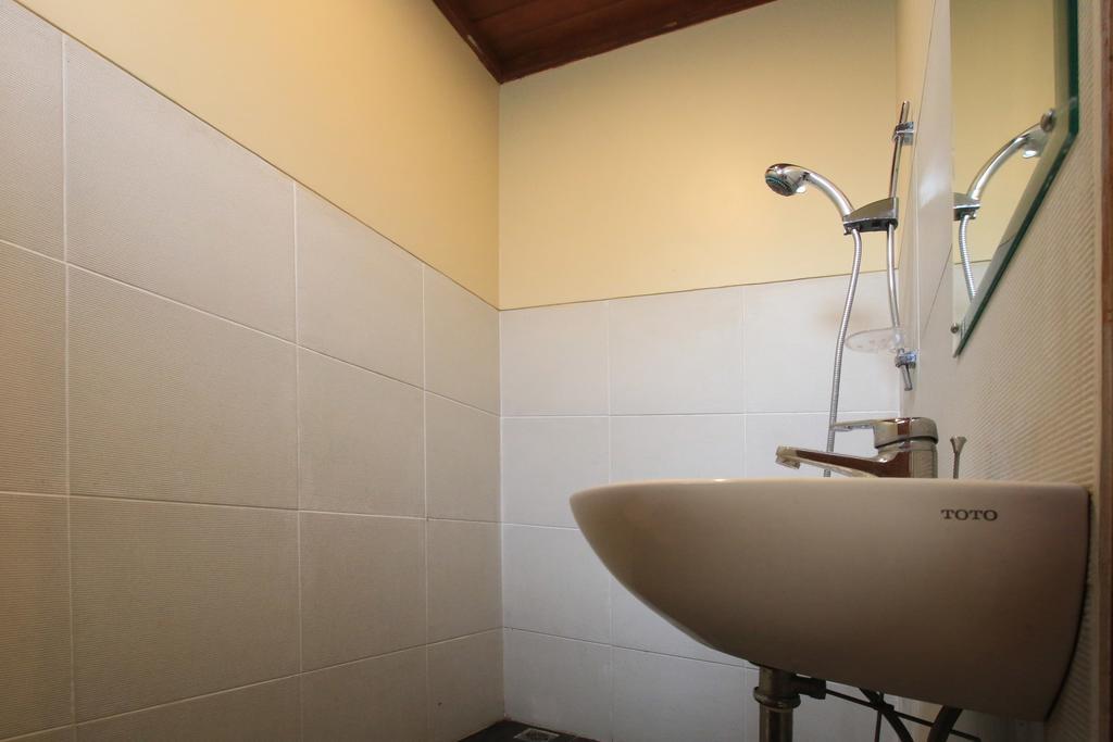Tanggal Merah Guest House Ubud Esterno foto