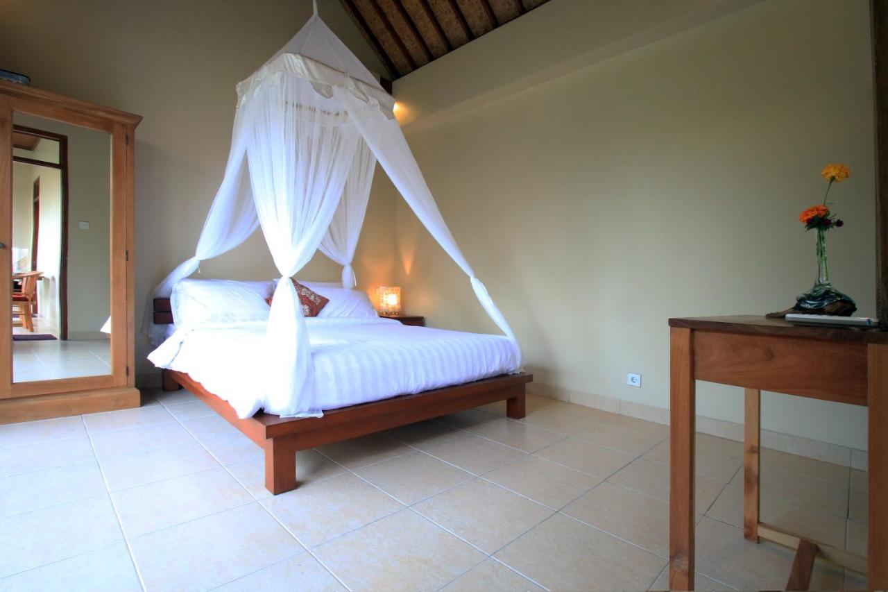 Tanggal Merah Guest House Ubud Esterno foto